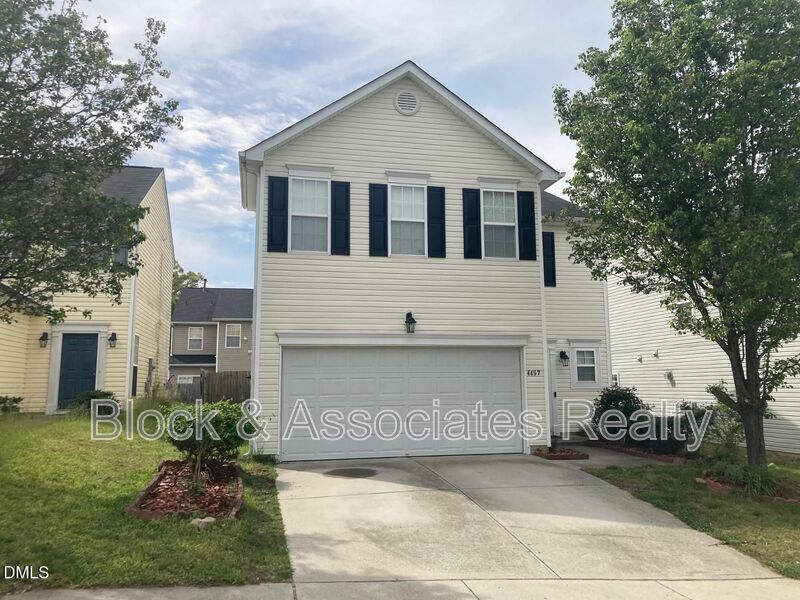 Raleigh House: 4457 Snowcrest Lane