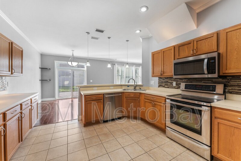 Land O Lakes House: 9135 Mirah Wind Place