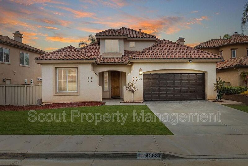 Temecula House: 45637 Via Puebla