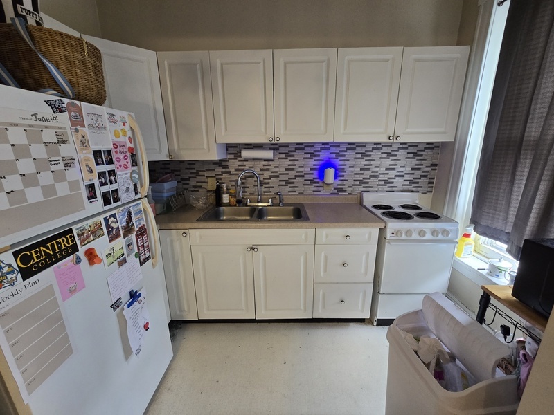 Richmond House: 2209 W Main St