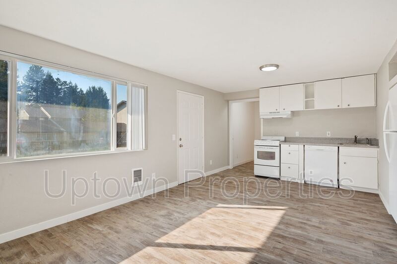 Portland House: 13000 NW Cornell Road