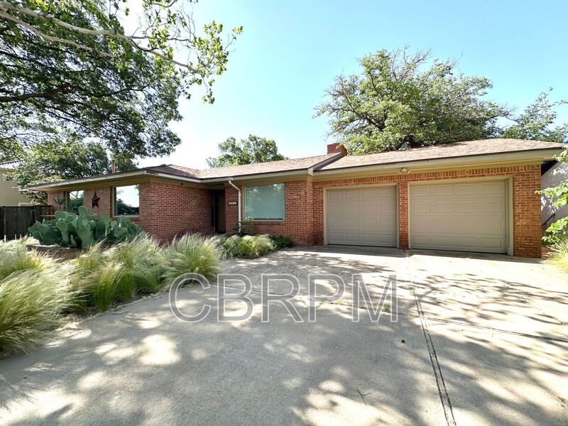 Lubbock House: 1717 30th Street