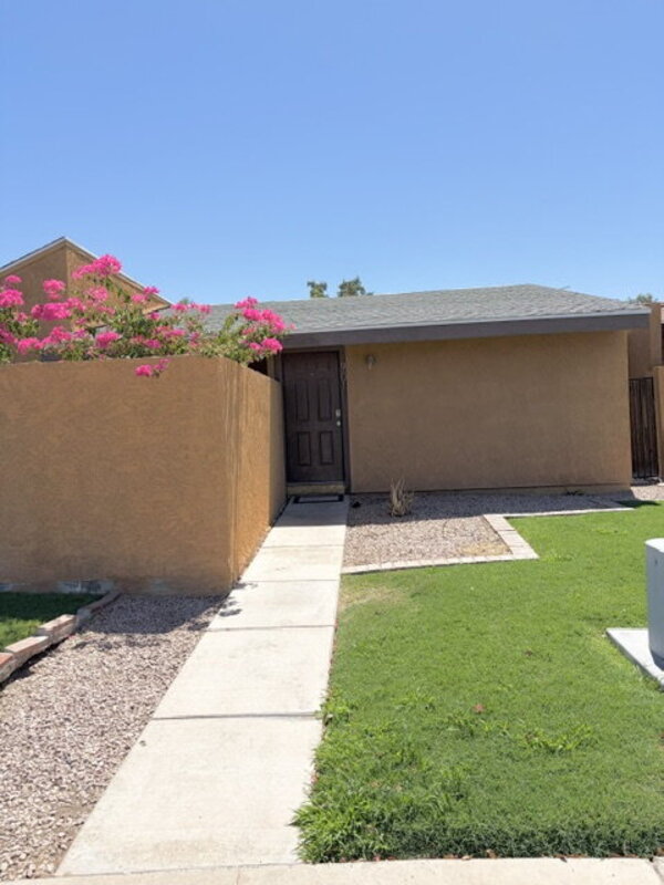 Tempe House: 901 South Melody Lane