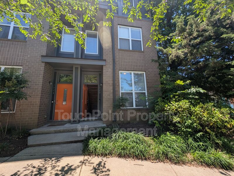 Charlotte Condo: 1020 E 36th Street
