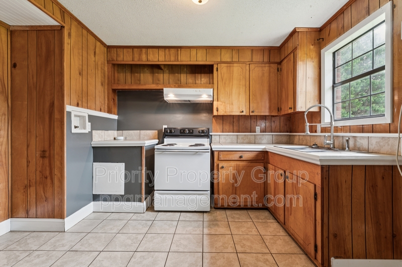 Forest City Townhome: 218 Lovelace Road - 218