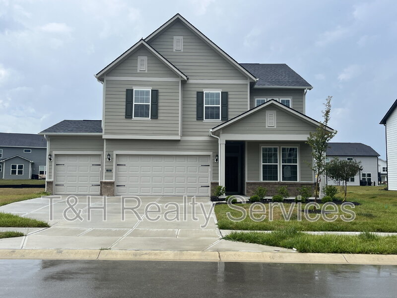 Noblesville House: 13132 Himalaya Circle