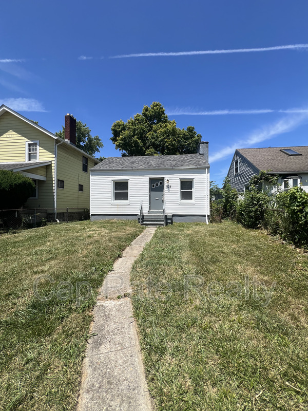 Columbus House: 924 E 18th Ave