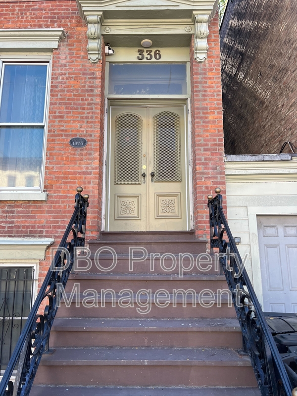 Albany Condo: 336 Clinton Avenue - Bsmt