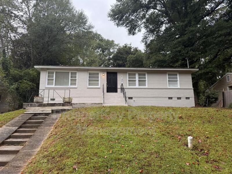 Atlanta House: 3127 Latona Dr SW