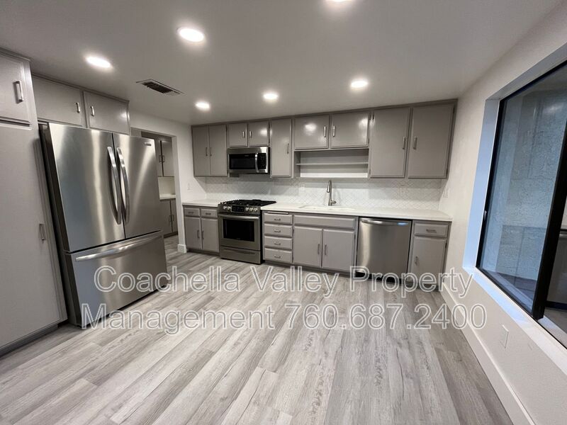 Palm Desert House: 41682 Aventine Ct