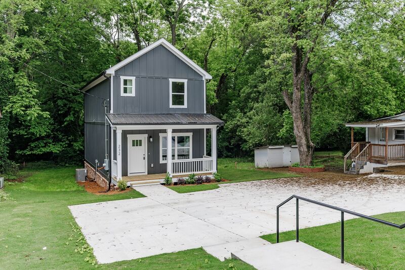 Athens House: 232 Vine St