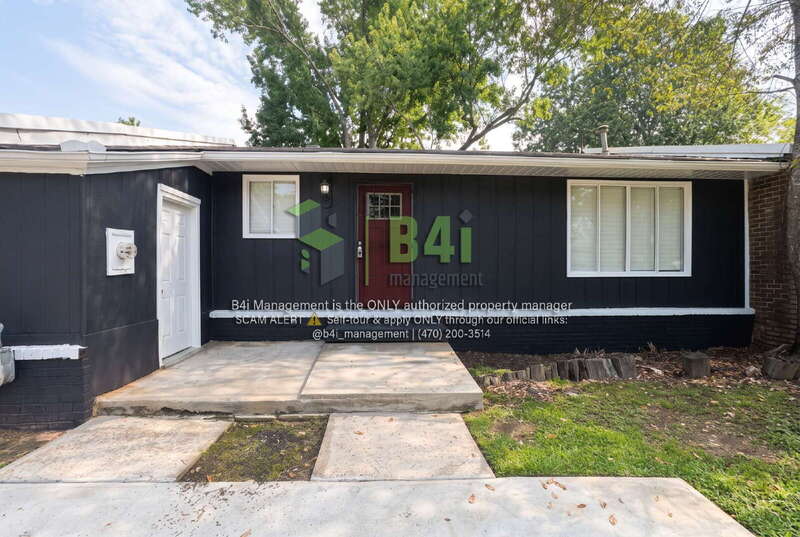 Jonesboro House: 716 Dunaire Way