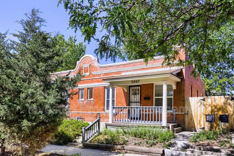 Denver Townhome: 3007 N Hooker St