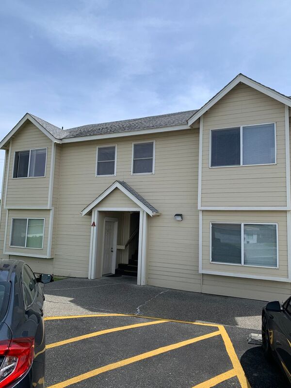 Kennewick Condo: 17 W. 24th Ave.