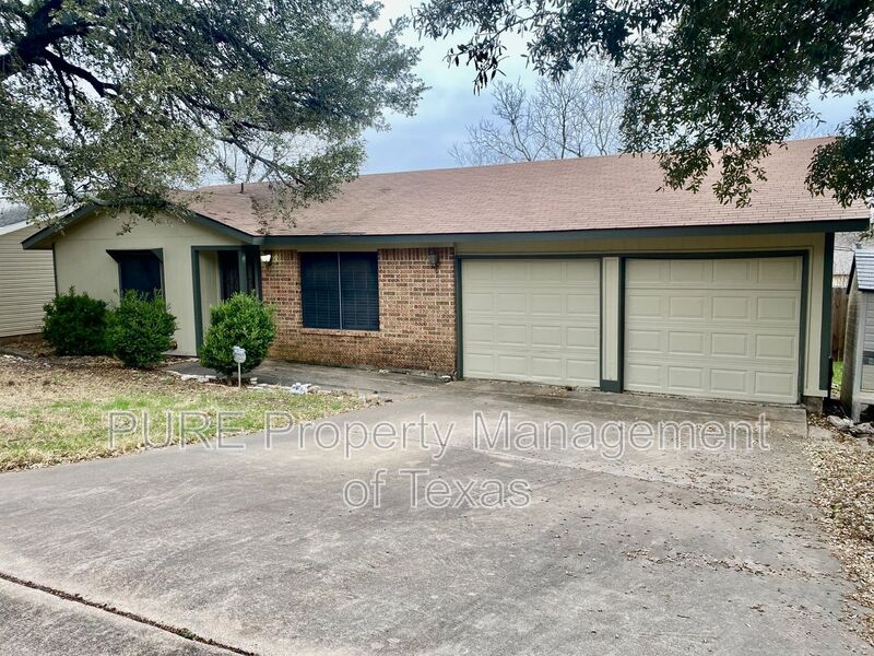 Austin House: 8508 Romney Rd
