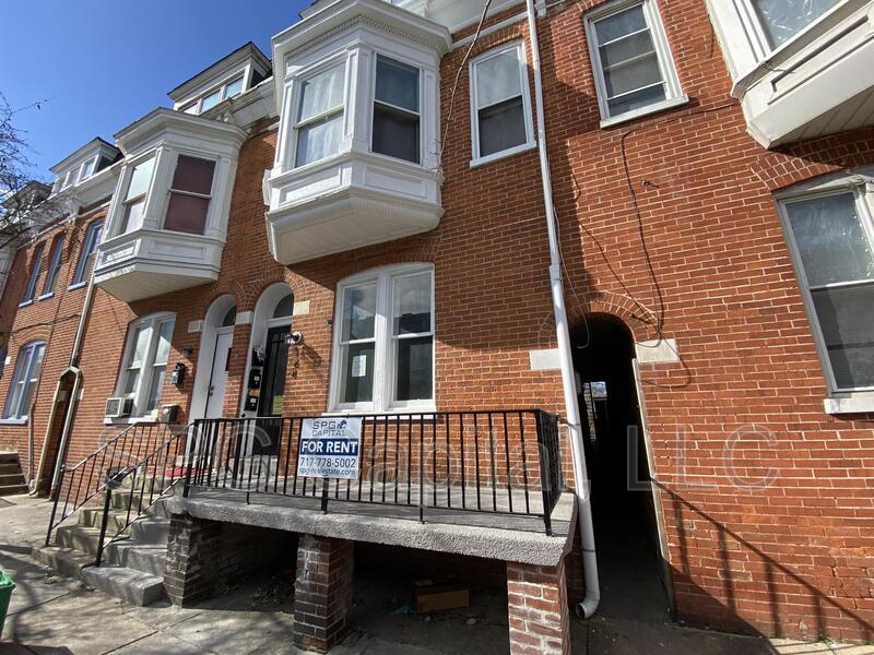 York Condo: 164 S Pine St, York - 3rd Fl