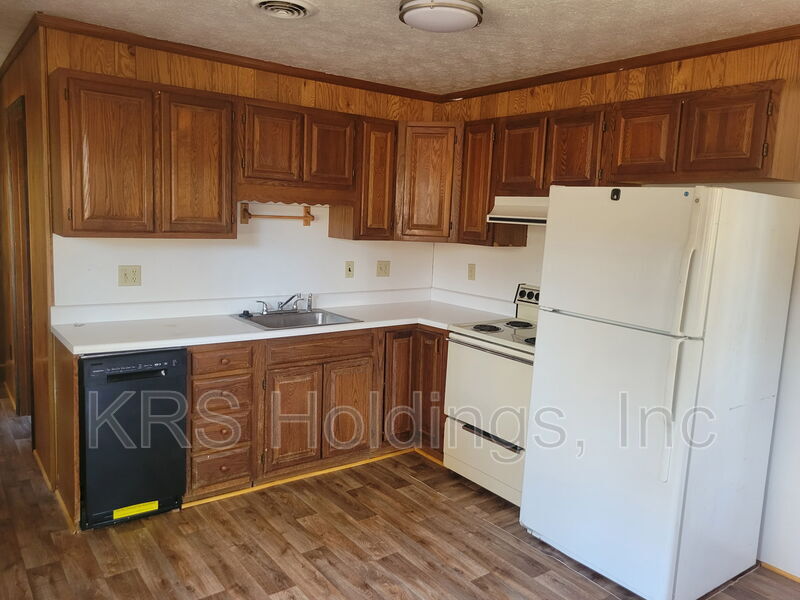 Linville House: 2877 Rhodes Lane