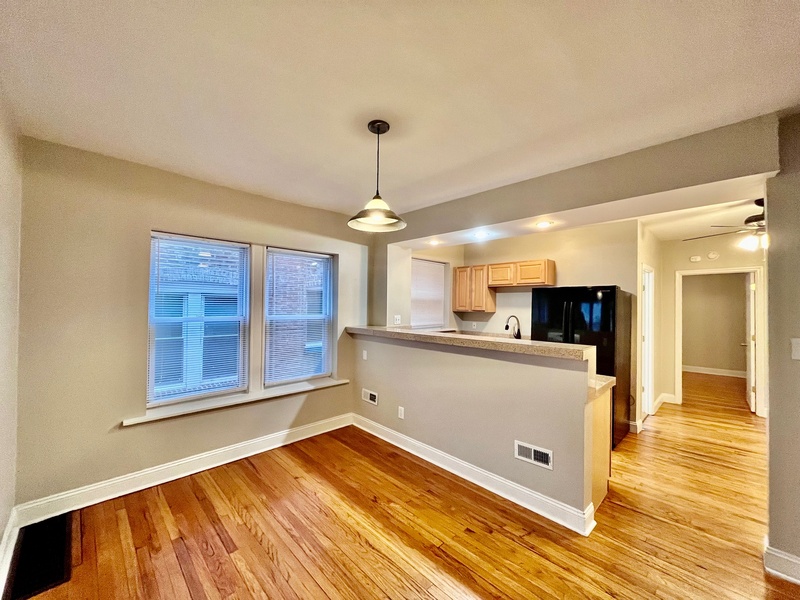 St. Louis Condo: 1535 McCausland Avenue