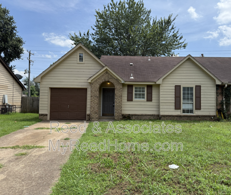 Memphis House: 6913 Hillindale Drive