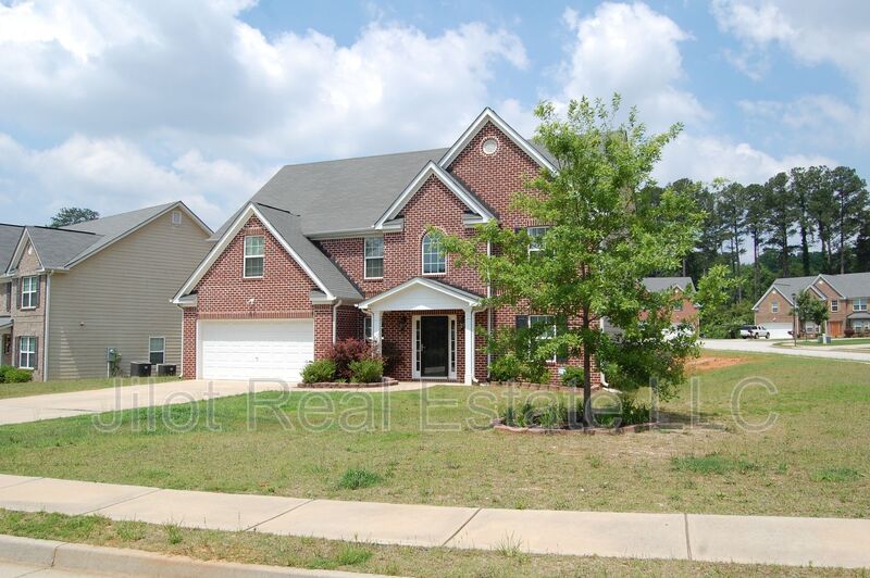 Stockbridge House: 700 Yukon Way