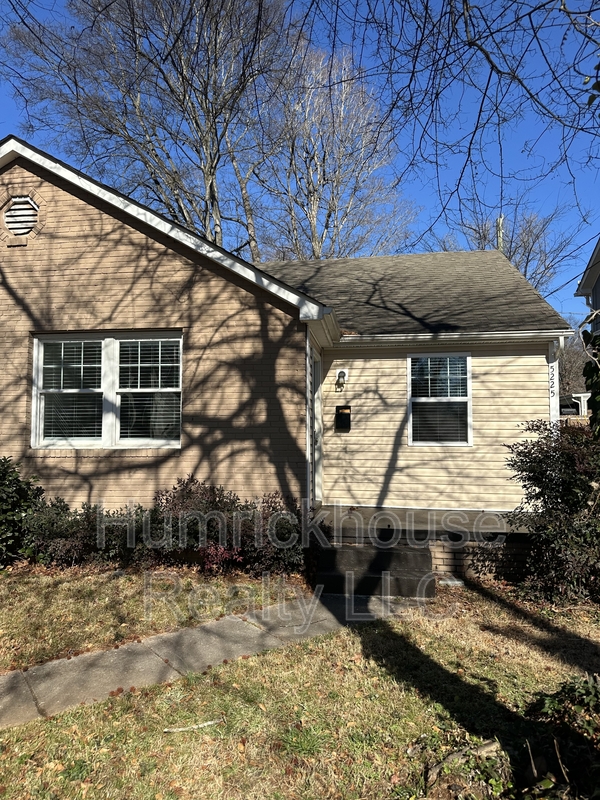 Charlotte Condo: 5225 Valley Stream Rd