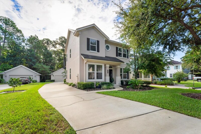 Jacksonville House: 7917 Joshua Tree Lane