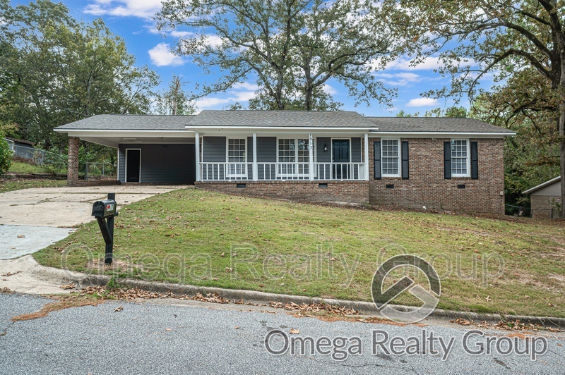 Phenix City House: 1917 Kimberly Dr