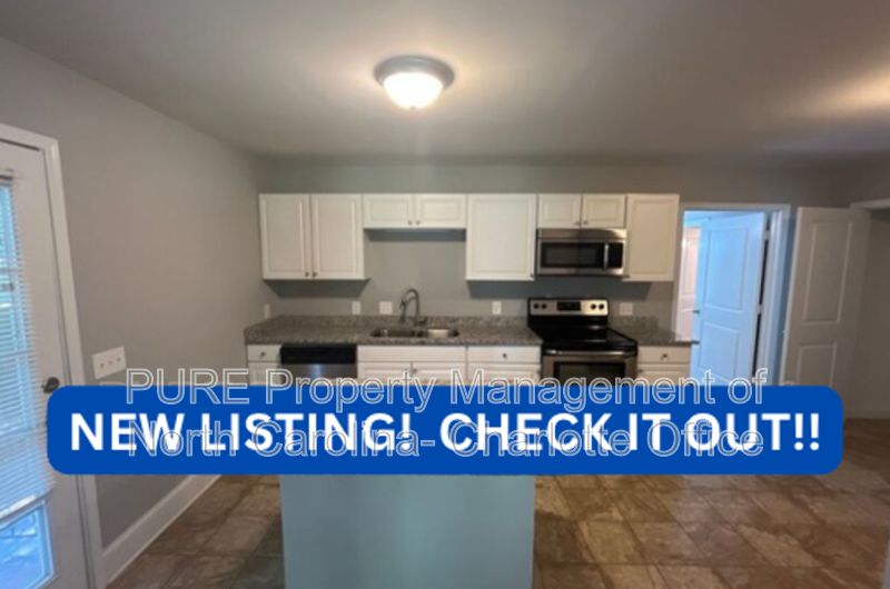 Charlotte House: 4641 General Pershing Dr