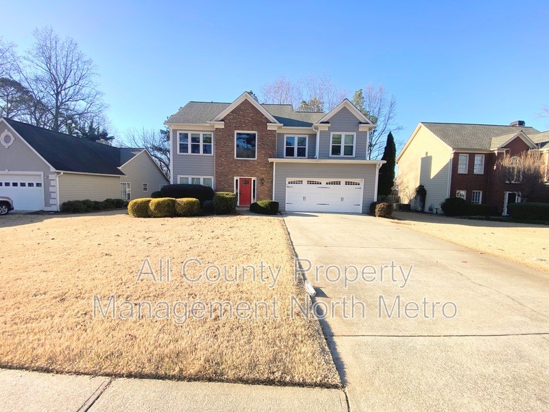 Alpharetta House: 11855 Leeward Walk Circle