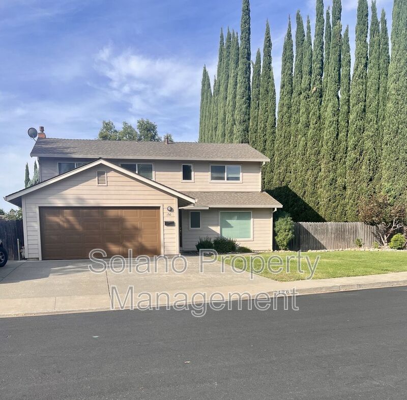 Vacaville House: 196 Normandy Dr