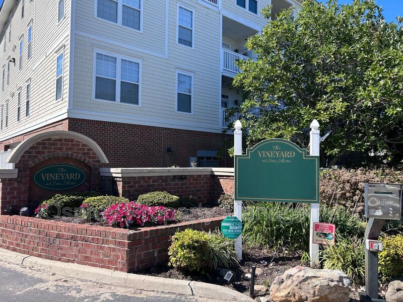 Gated community on the bay side of Shore Dr! "ASK ABOUT OUR ZERO DEPOSIT" - Photo 3