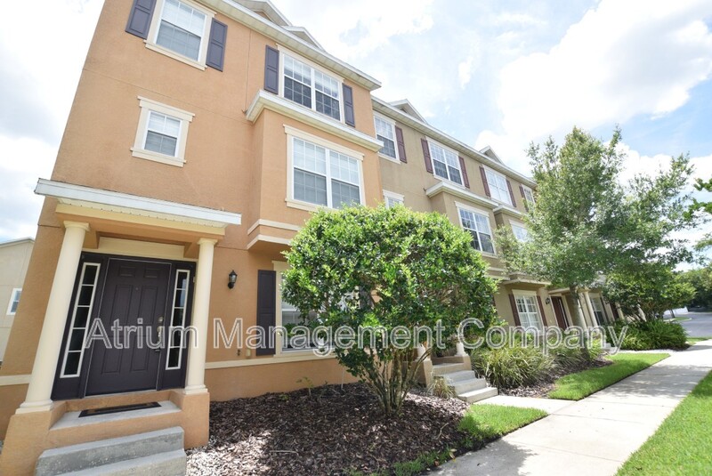 Altamonte Springs Townhome: 1061 Charter Oak Lane