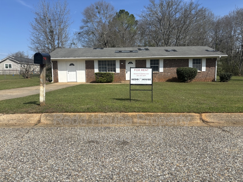 Enterprise House: 103 Sherwin Street