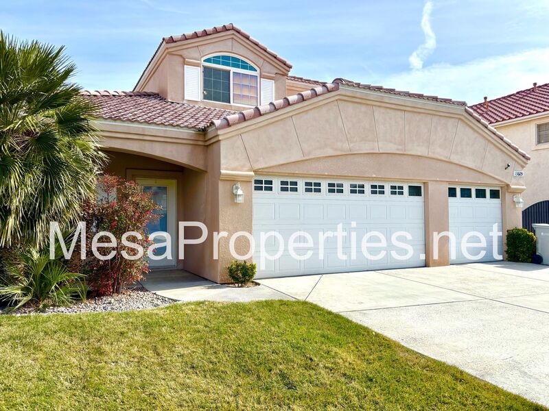Victorville House: 13605 Spring Valley Parkway