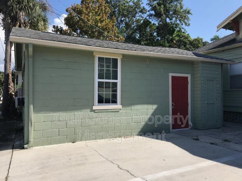 1818 6th Avenue W.- Unit D Bradenton FL 34205 - Photo 1