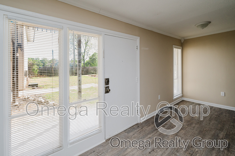 Montgomery Condo: 4724 S Court St