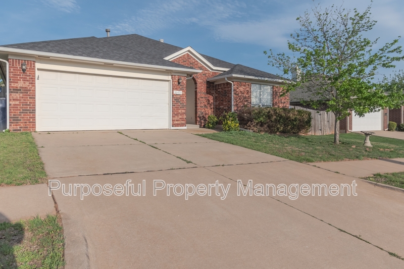 Edmond House: 16416 Oconee Creek Drive