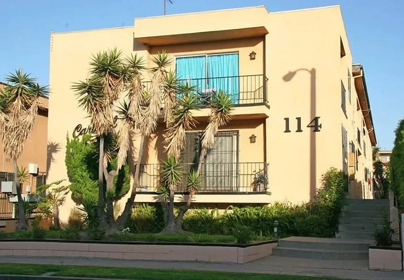 Inglewood Condo: 114 N Eucalyptus Ave
