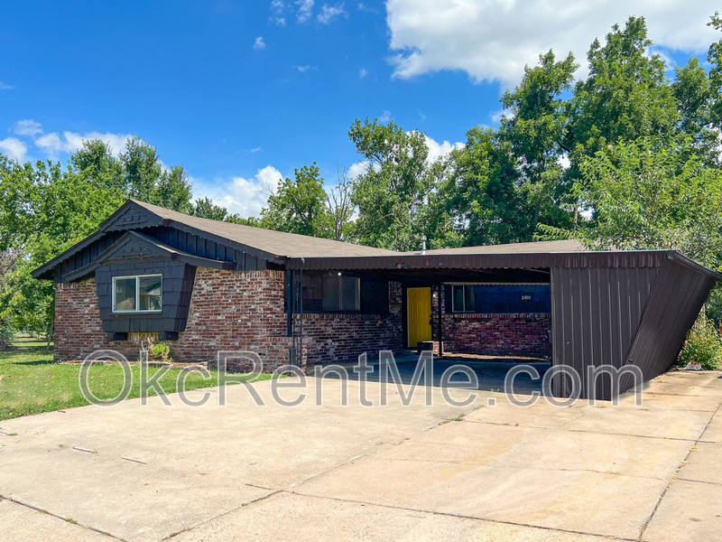 Oklahoma City House: 2400 SW 63rd St