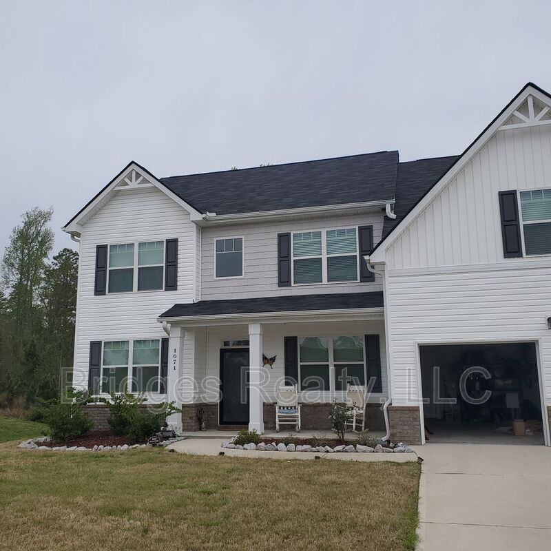 Request a Viewing for 1071 Sims Drive Tenant Turner