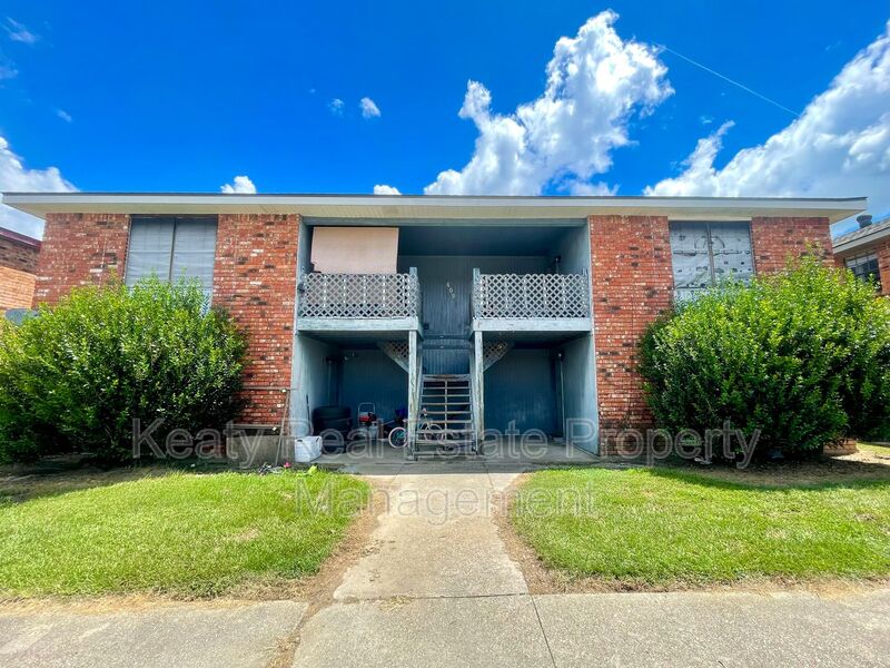 Lafayette House: 409 Scotsdale Street