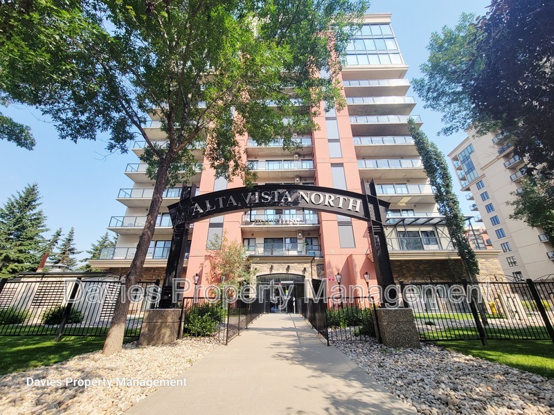 Edmonton Condo: 10319 111 street NW