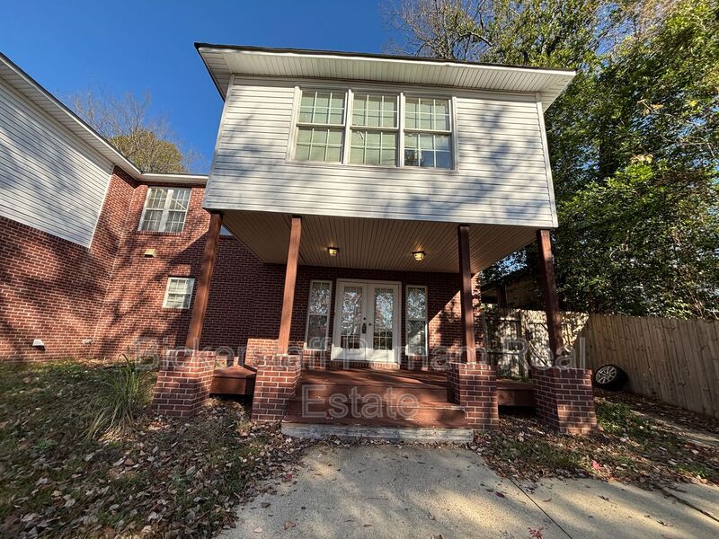 Columbus Condo: 1338 Virginia Street