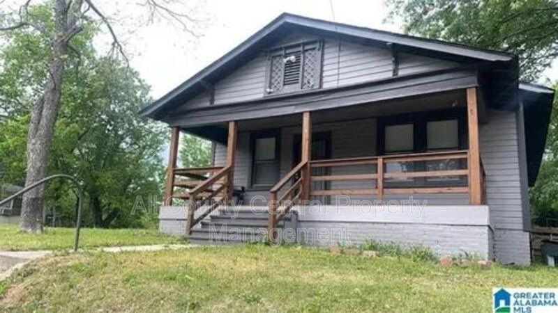 Birmingham House: 775 81st Pl