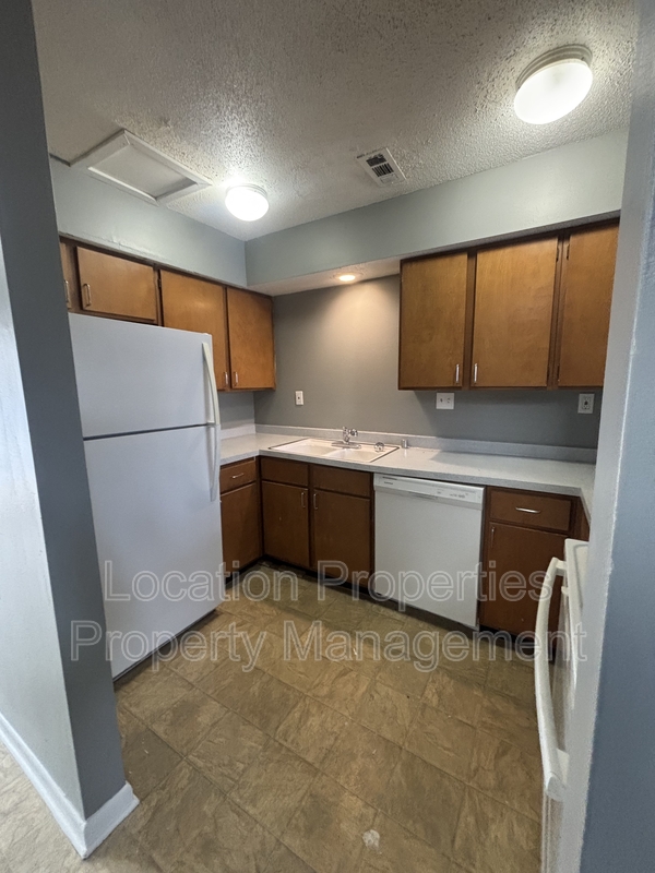 634 Arkansas Street - 1, Lawrence, Kansas rental photo 5 of 8