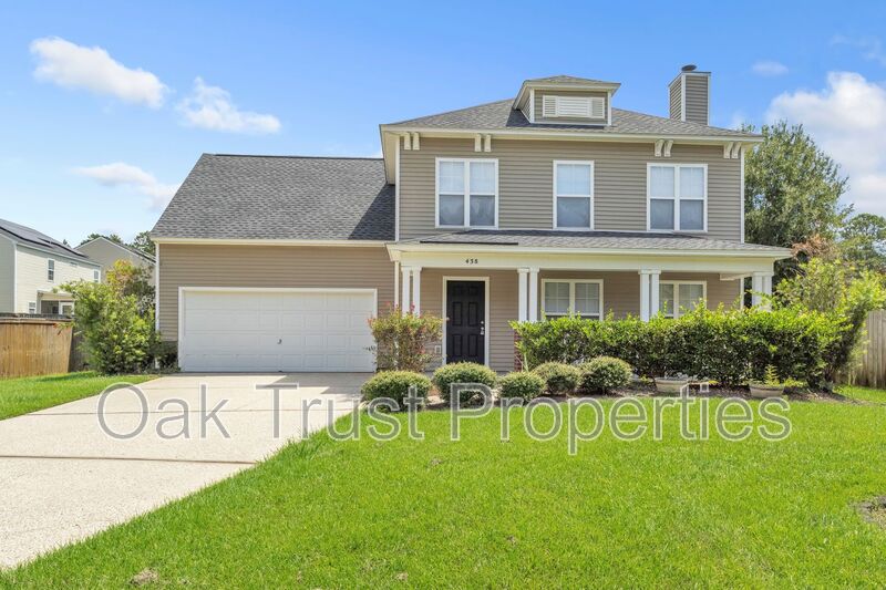 Goose Creek House: 438 Green Park Lane