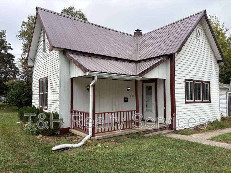 Indianapolis Condo: 11120 East McGregor Road