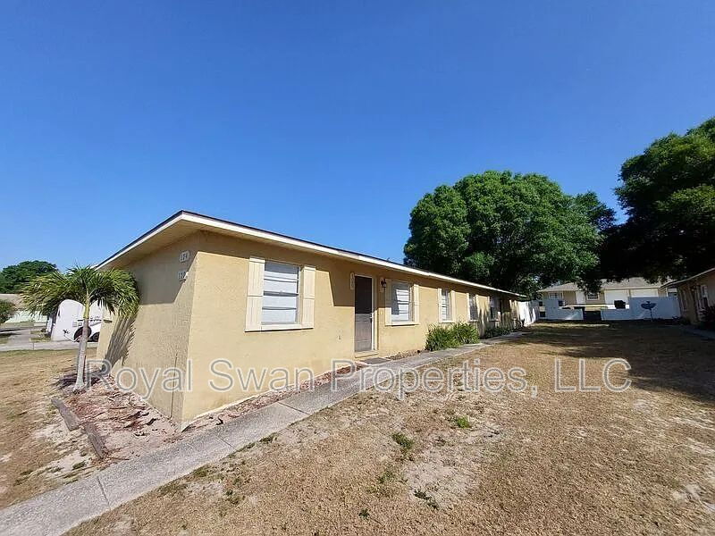 Auburndale Condo: 120 Rebecca Lane