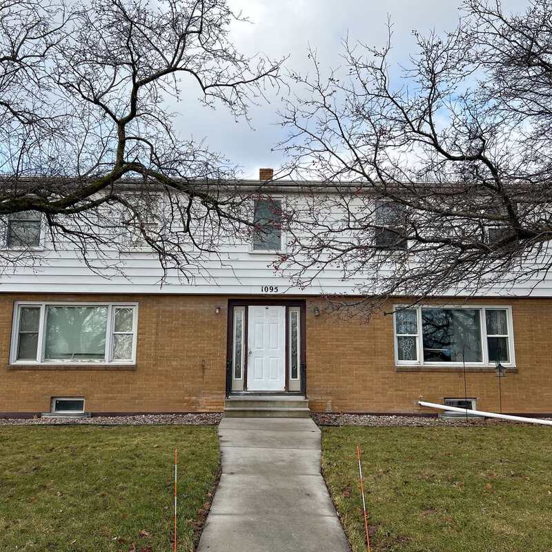 Neenah Condo: 1095 Gillingham Road - D