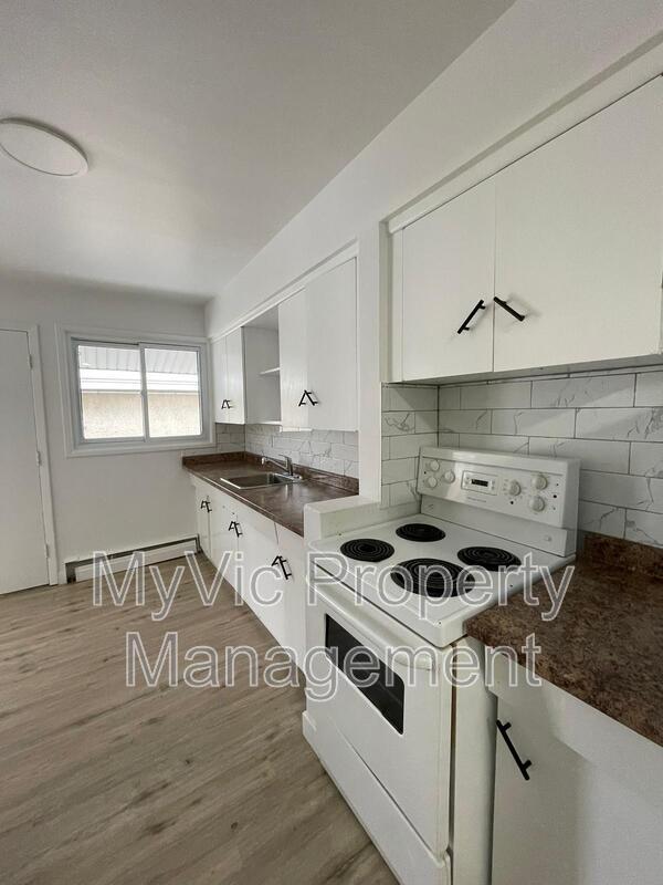 Edmonton Condo: 11218 124 St